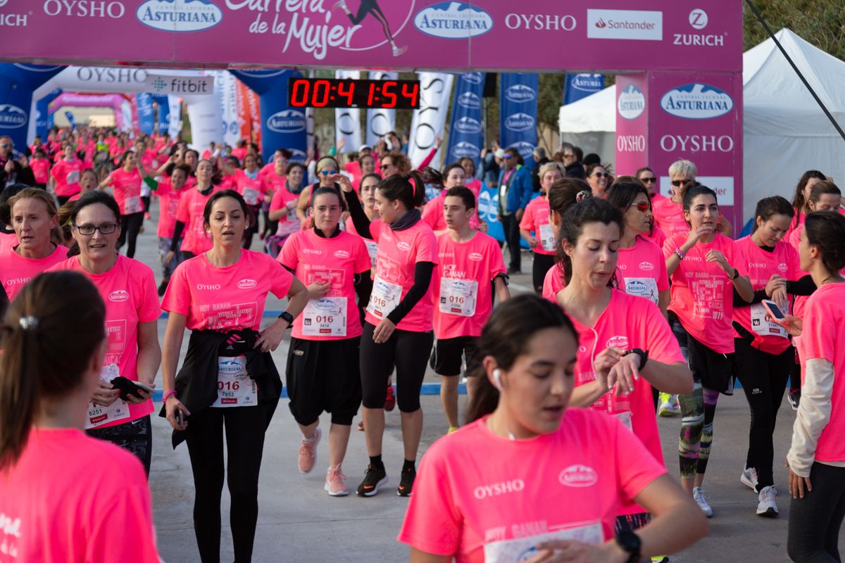 Carrera de la Mujer Central Lechera Asturiana de Valencia (41:54-43:14)