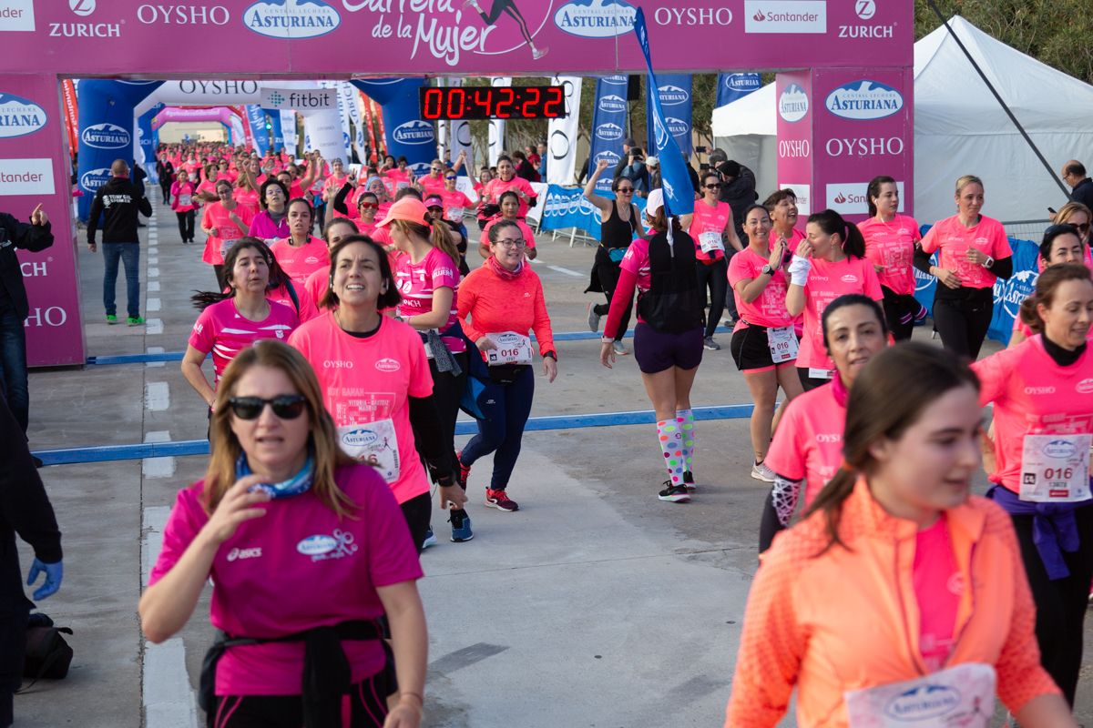 Carrera de la Mujer Central Lechera Asturiana de Valencia (41:54-43:14)
