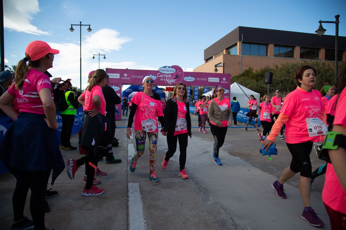 Carrera de la Mujer Central Lechera Asturiana de Valencia (41:54-43:14)