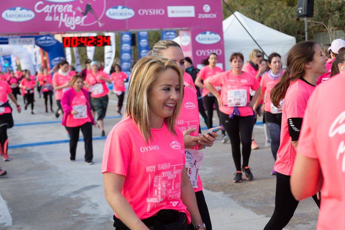 Carrera de la Mujer Central Lechera Asturiana de Valencia (41:54-43:14)