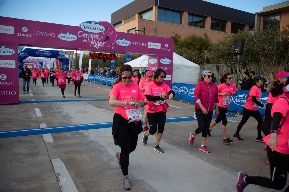Carrera de la Mujer Central Lechera Asturiana de Valencia (44:18-45:15)