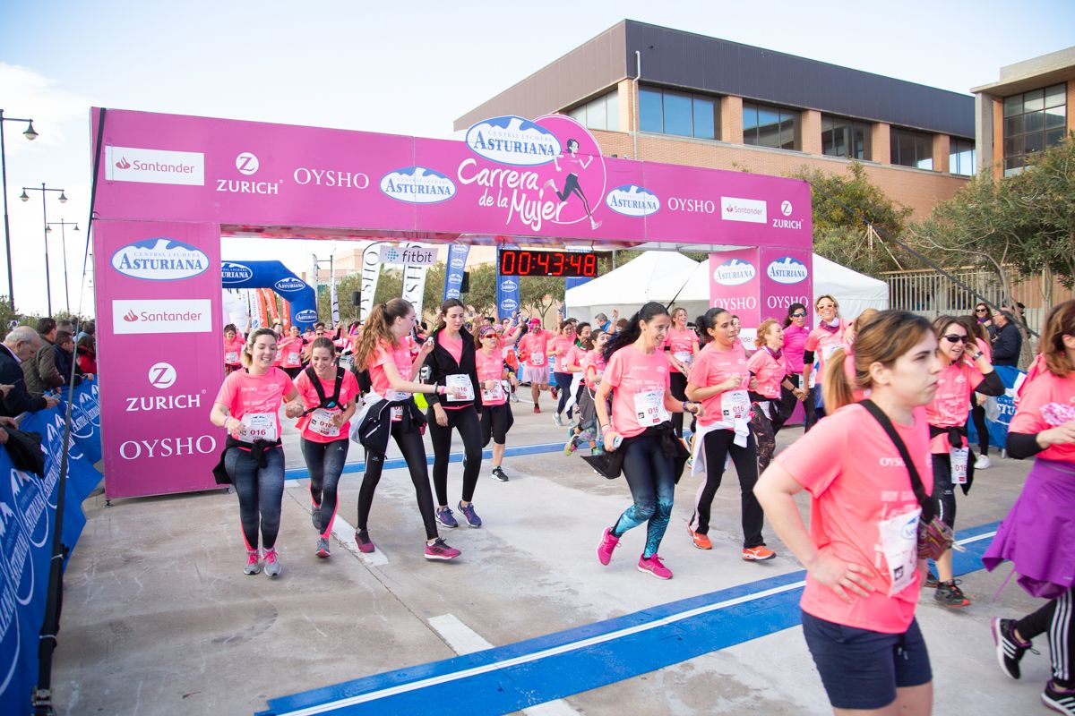Carrera de la Mujer Central Lechera Asturiana de Valencia (43:15-44:17)
