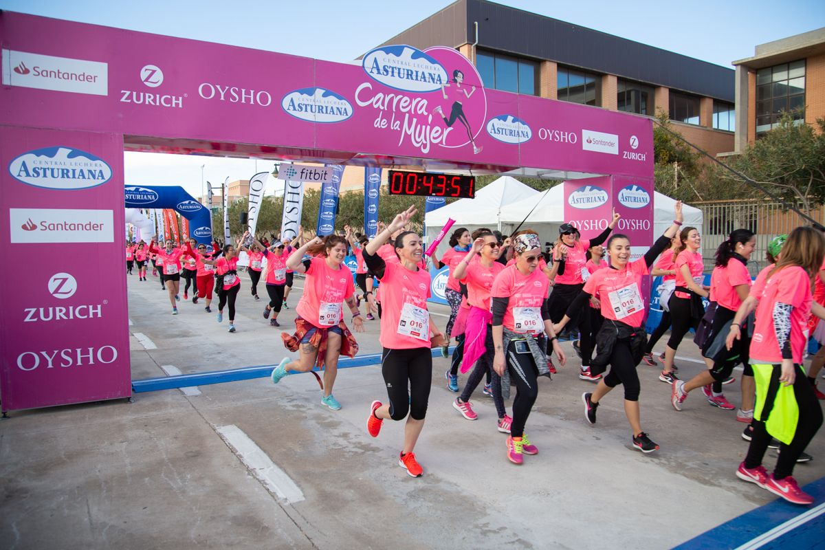 Carrera de la Mujer Central Lechera Asturiana de Valencia (43:15-44:17)