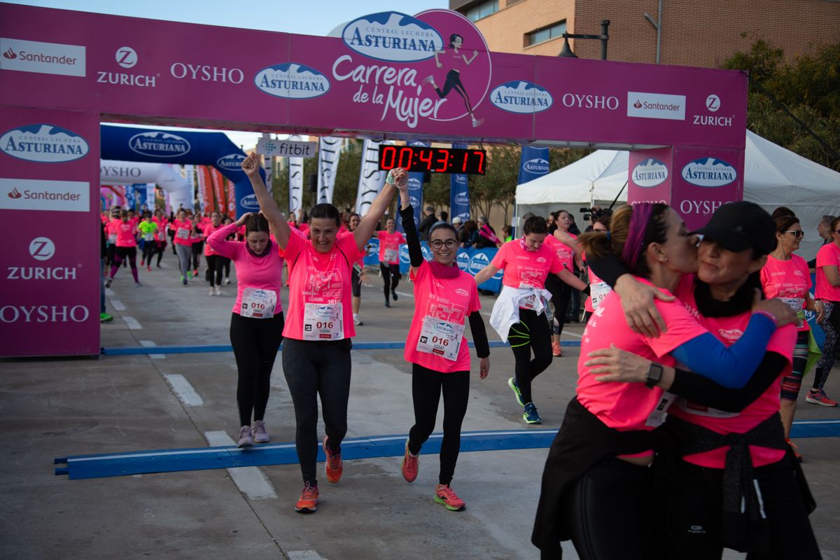 Carrera de la Mujer Central Lechera Asturiana de Valencia (43:15-44:17)