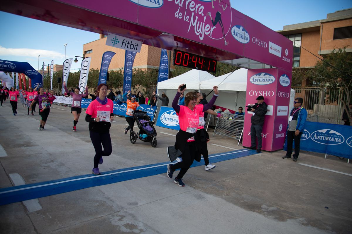 Carrera de la Mujer Central Lechera Asturiana de Valencia (43:15-44:17)