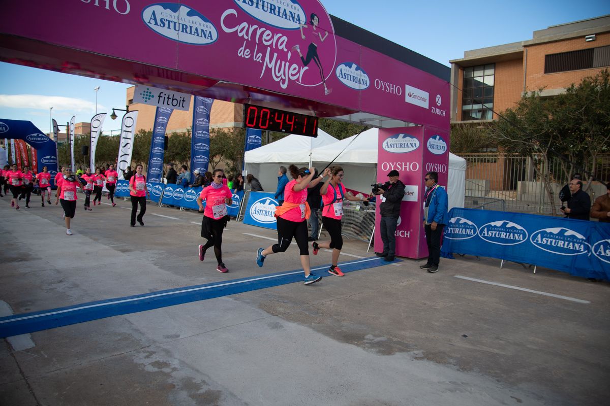 Carrera de la Mujer Central Lechera Asturiana de Valencia (43:15-44:17)