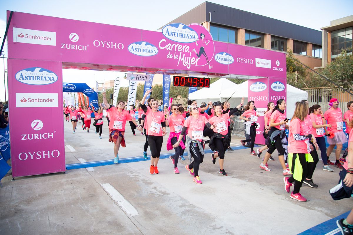 Carrera de la Mujer Central Lechera Asturiana de Valencia (43:15-44:17)