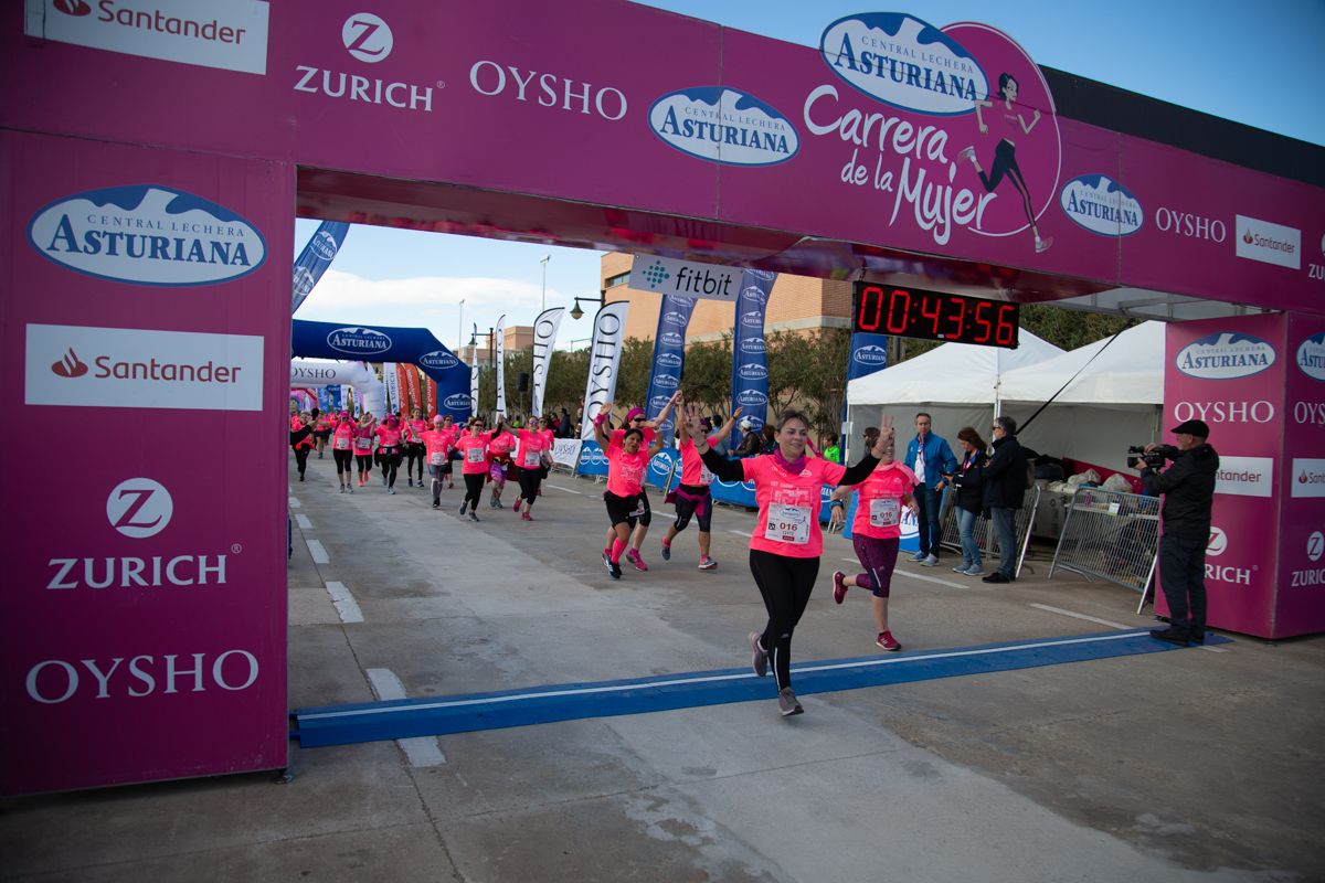 Carrera de la Mujer Central Lechera Asturiana de Valencia (43:15-44:17)