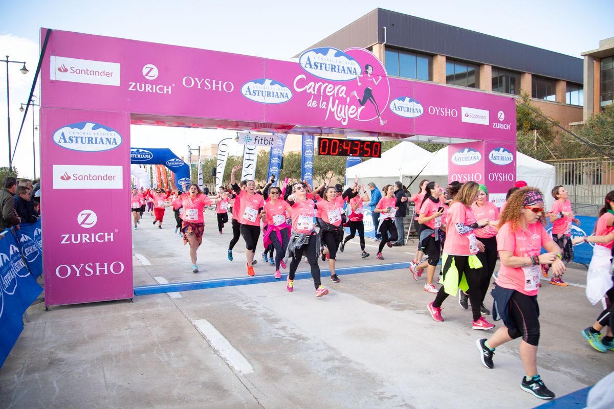 Carrera de la Mujer Central Lechera Asturiana de Valencia (43:15-44:17)