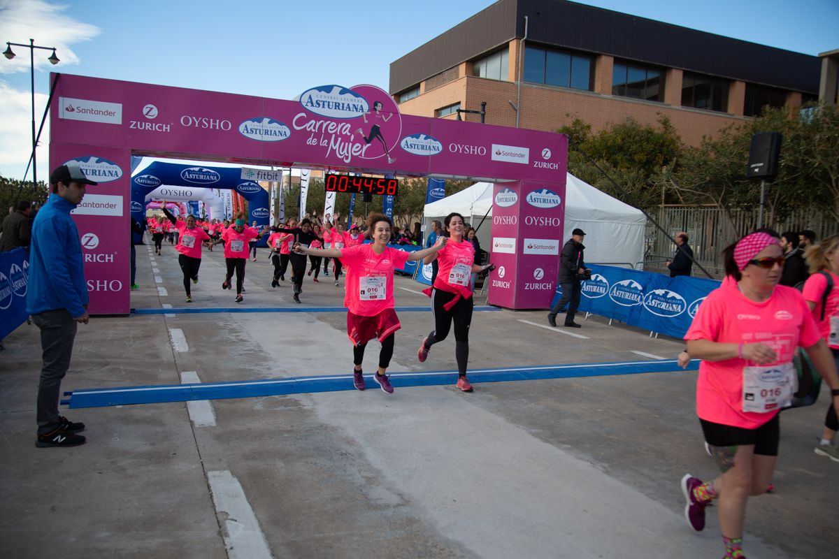 Carrera de la Mujer Central Lechera Asturiana de Valencia (44:18-45:15)