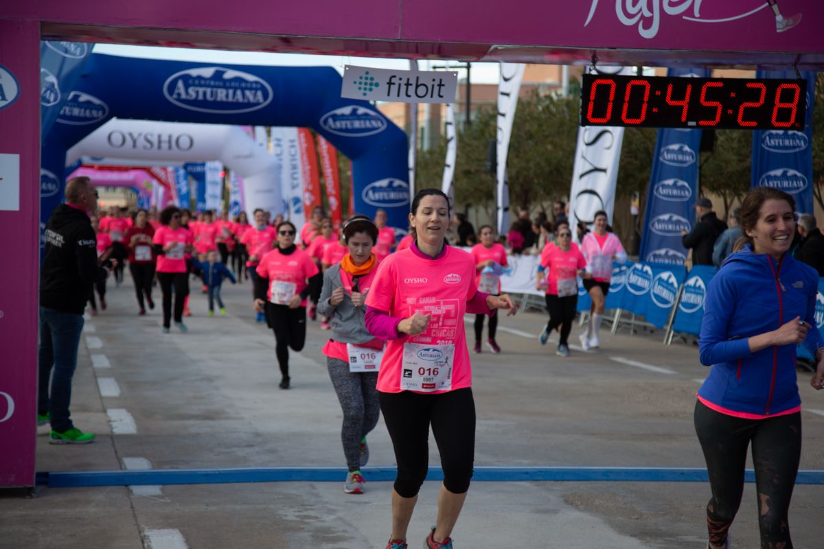 Carrera de la Mujer Central Lechera Asturiana de Valencia (45:16-46:11)