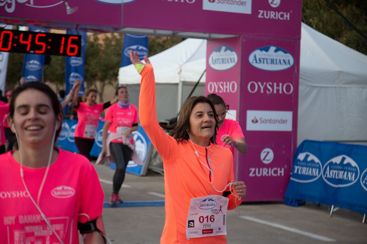 Carrera de la Mujer Central Lechera Asturiana de Valencia (45:16-46:11)