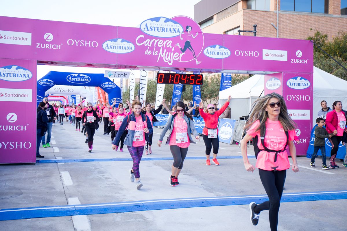 Carrera de la Mujer Central Lechera Asturiana de Valencia (1:04:25-1:07:20)