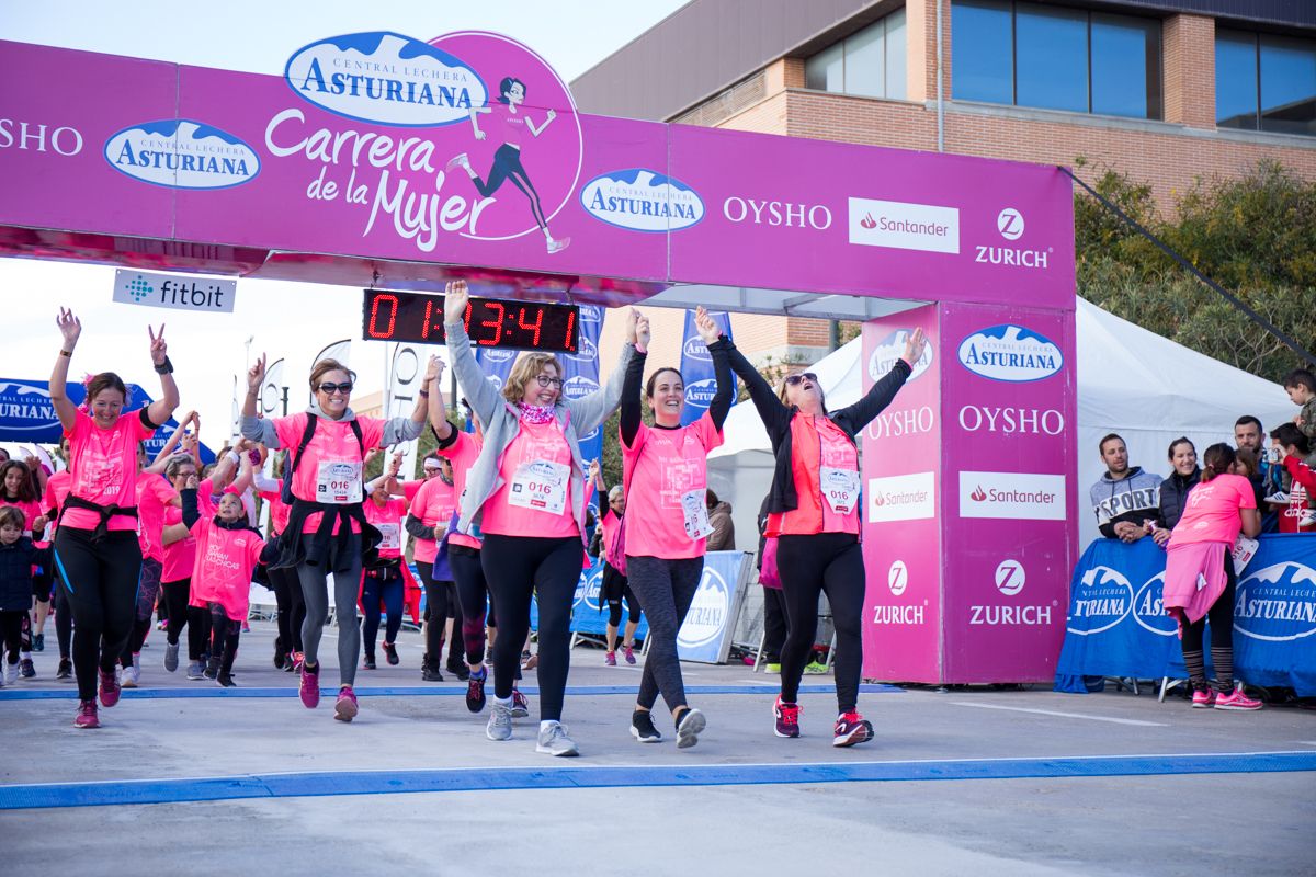 Carrera de la Mujer Central Lechera Asturiana de Valencia (1:01:17-1:04:25)