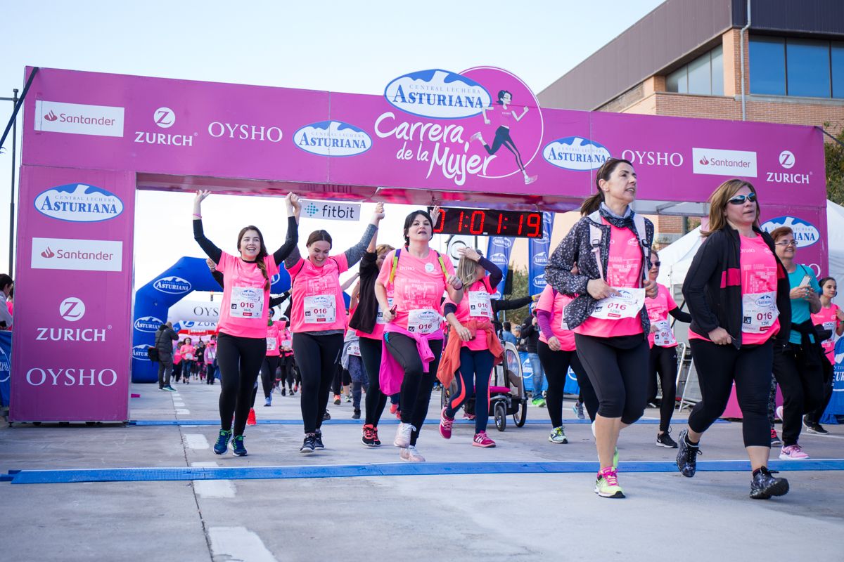 Carrera de la Mujer Central Lechera Asturiana de Valencia (1:01:17-1:04:25)