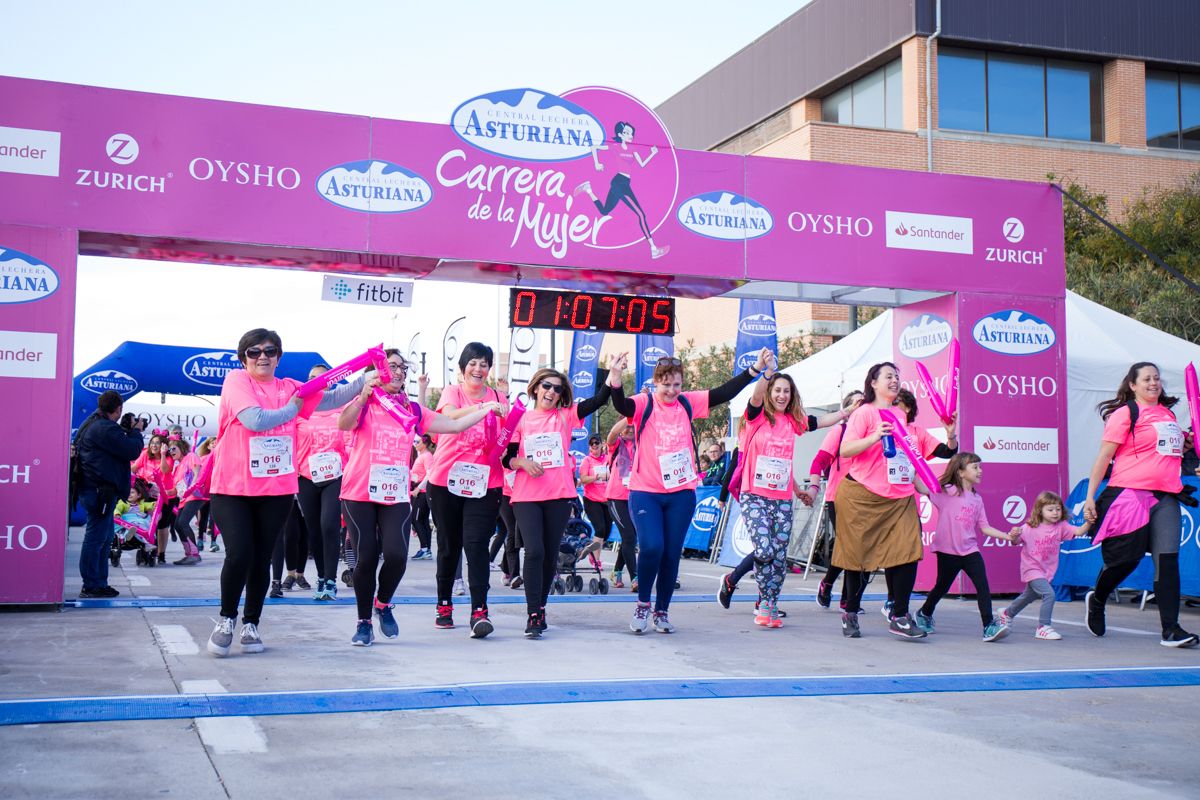 Carrera de la Mujer Central Lechera Asturiana de Valencia (1:04:25-1:07:20)