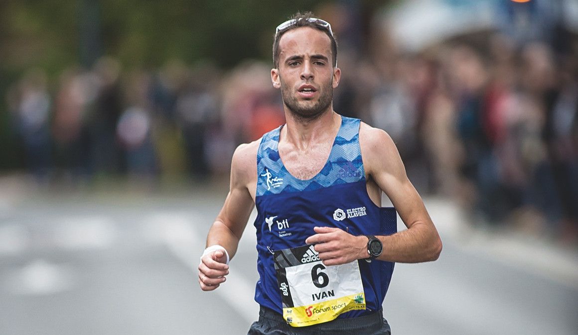El maratoniano Iván Fernández durante la Behobia-San Sebastián 2018 | Félix Sánchez