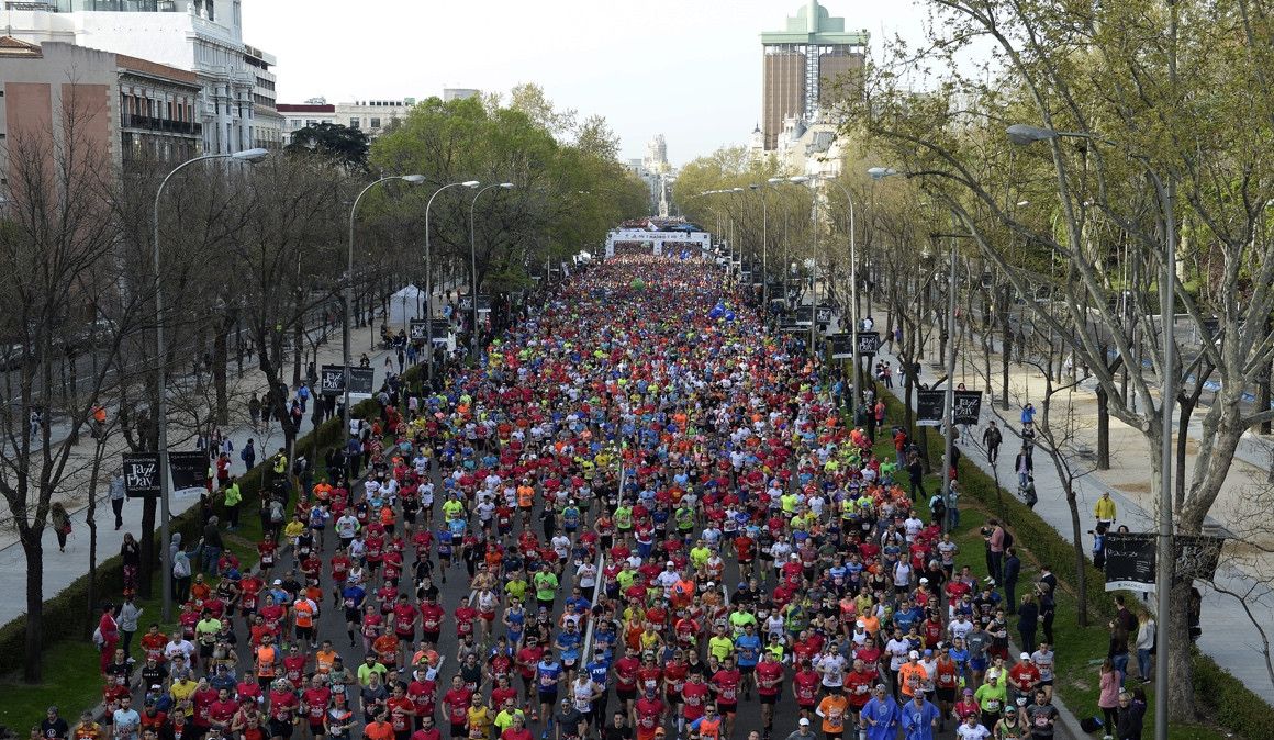 Un total de 33.265 corredores, entre el maratón, el medio maratón y los 10 km, aprovecharán este sábado la jornada de reflexión, para ocupar las calles de Madrid en la 42 edición de la carrera | EFE
