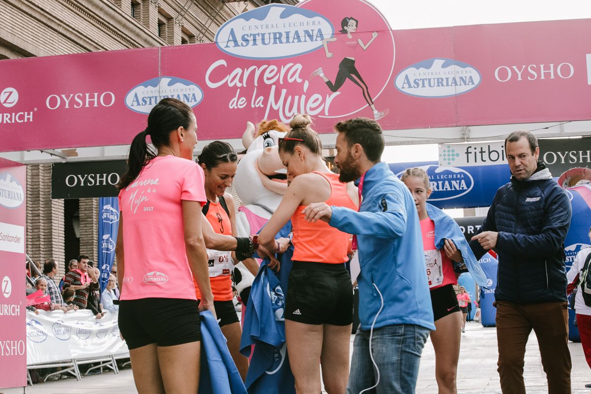 Llegada de la Carrera de la Mujer de Zaragoza (GALERÍA 1)