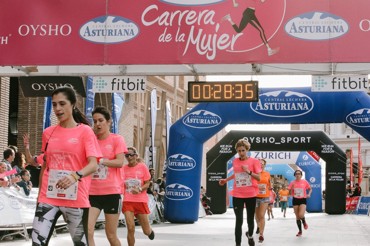 Llegada de la Carrera de la Mujer de Zaragoza (GALERÍA 2)