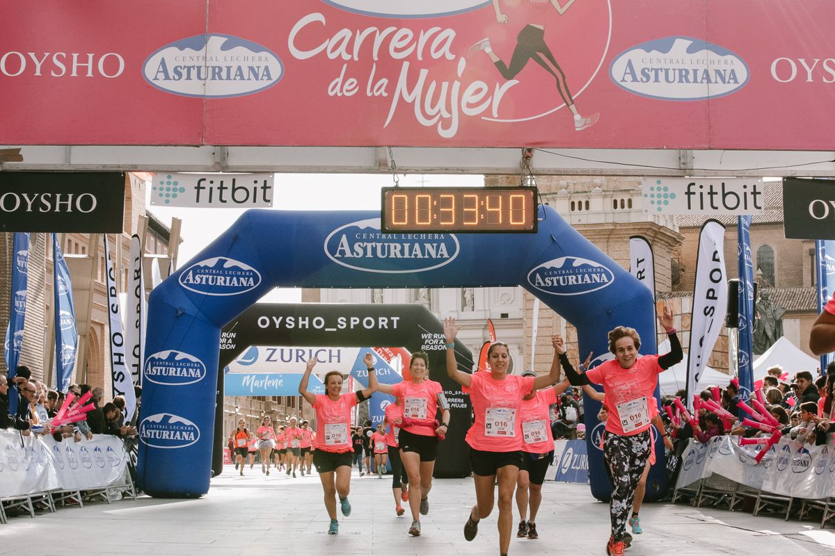Llegada de la Carrera de la Mujer de Zaragoza (GALERÍA 3)