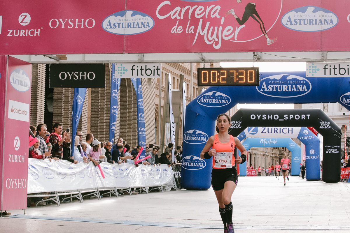 Llegada de la Carrera de la Mujer de Zaragoza (GALERÍA 2)