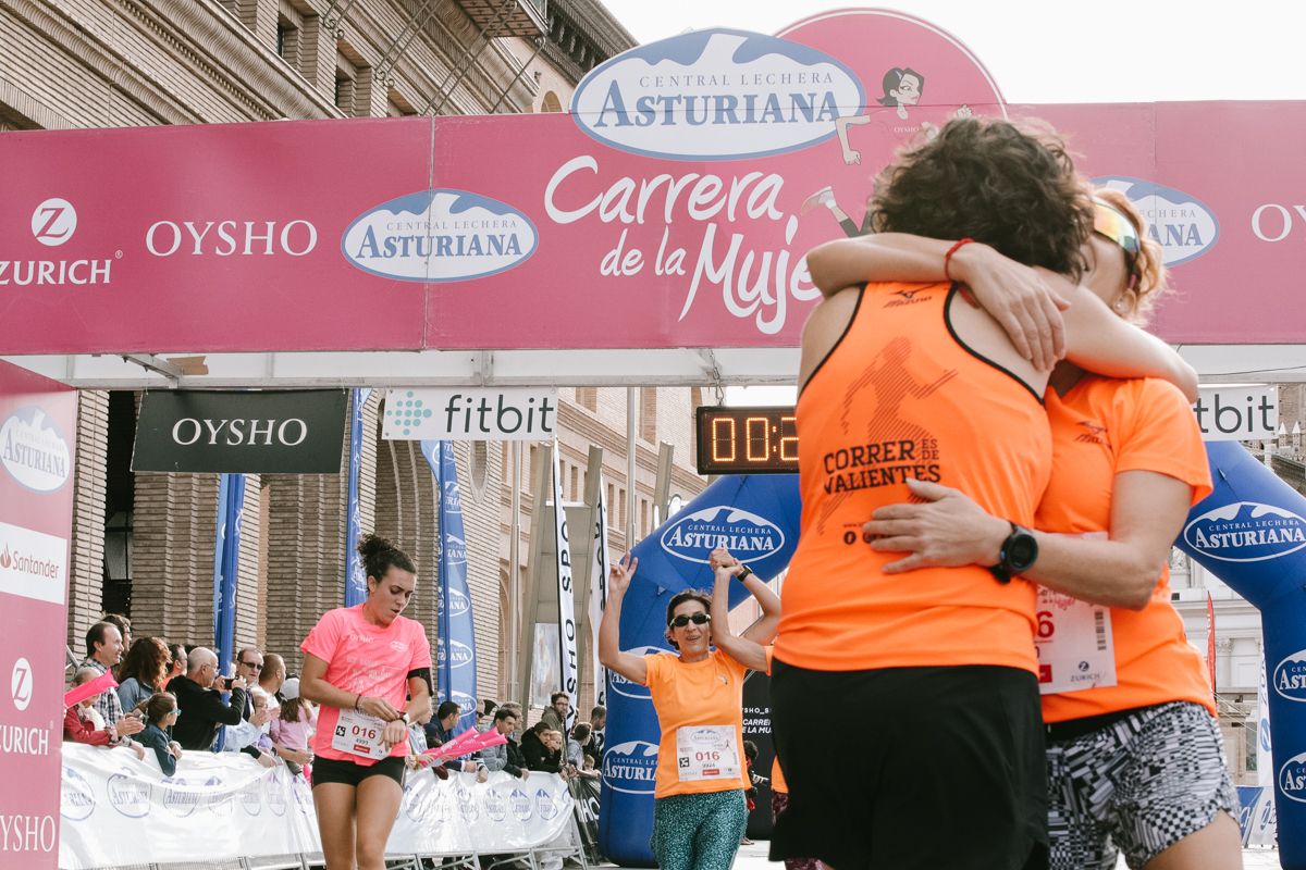 Llegada de la Carrera de la Mujer de Zaragoza (GALERÍA 2)