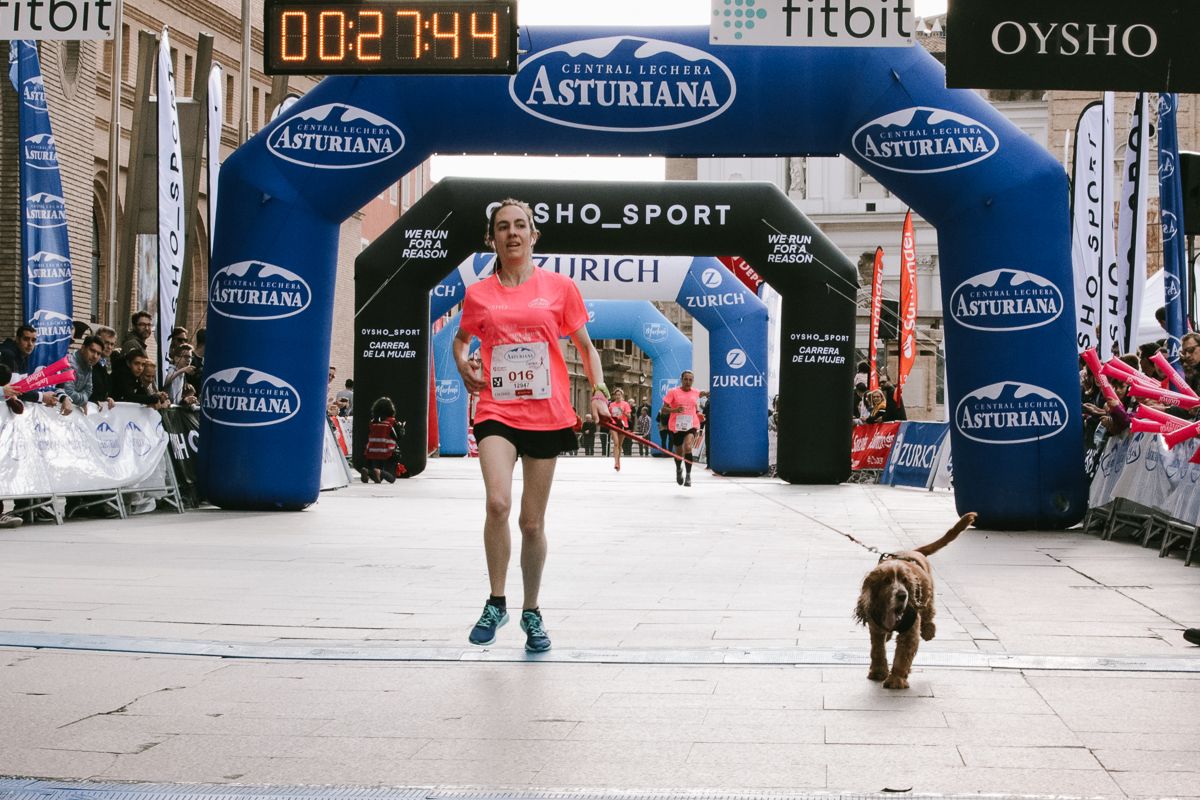 Llegada de la Carrera de la Mujer de Zaragoza (GALERÍA 2)