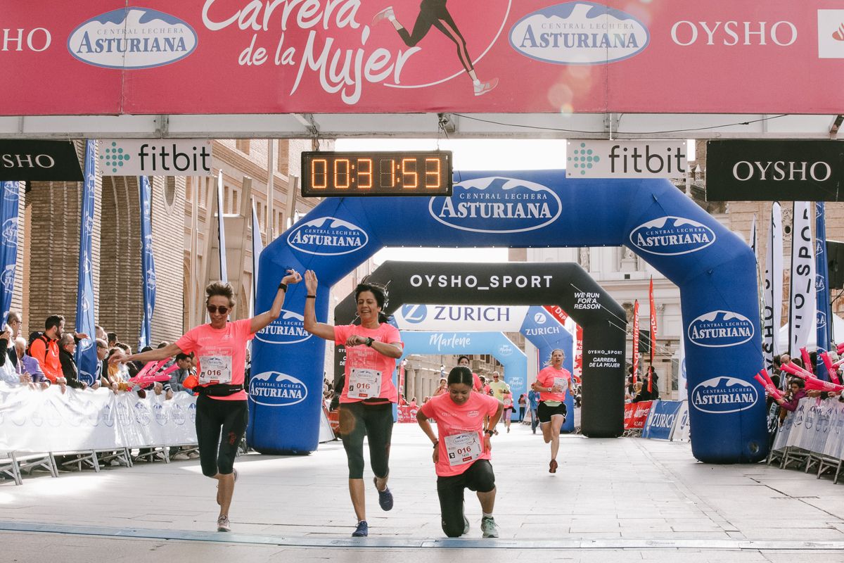 Llegada de la Carrera de la Mujer de Zaragoza (GALERÍA 3)