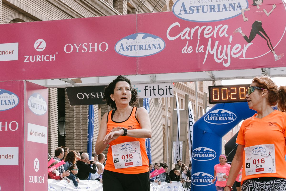 Llegada de la Carrera de la Mujer de Zaragoza (GALERÍA 2)