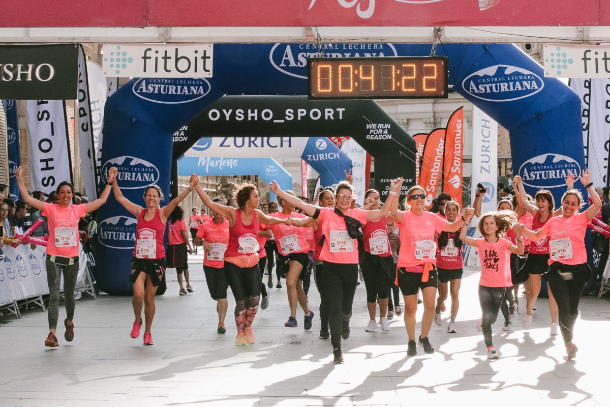 Llegada de la Carrera de la Mujer de Zaragoza (GALERÍA 4)