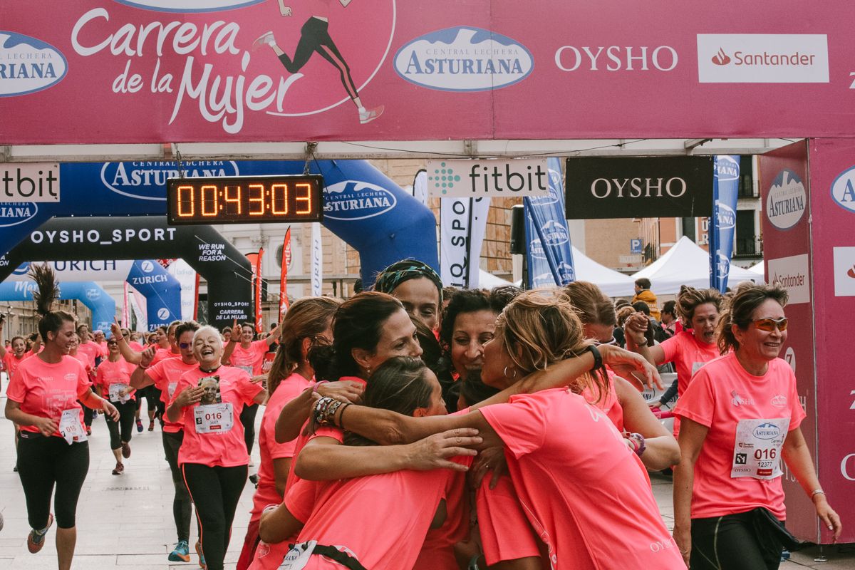 Llegada de la Carrera de la Mujer de Zaragoza (GALERÍA 5)