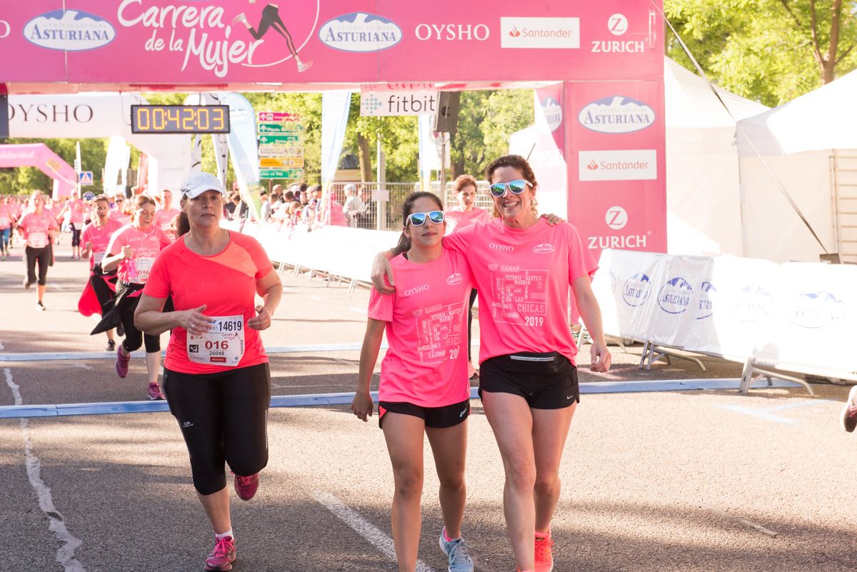 Carrera de la Mujer de Madrid - META, ARCO IZQUIERDO (de 41:44 a 43:17)