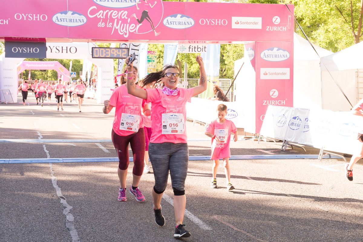 Carrera de la Mujer de Madrid - META, ARCO IZQUIERDO (de 39:02 a 41:41)