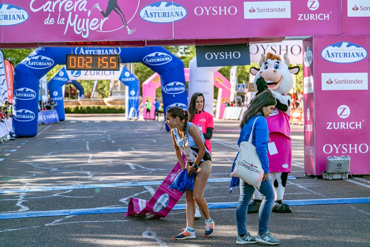 Carrera de la Mujer de Madrid - META, ARCO IZQUIERDO primera clasificada