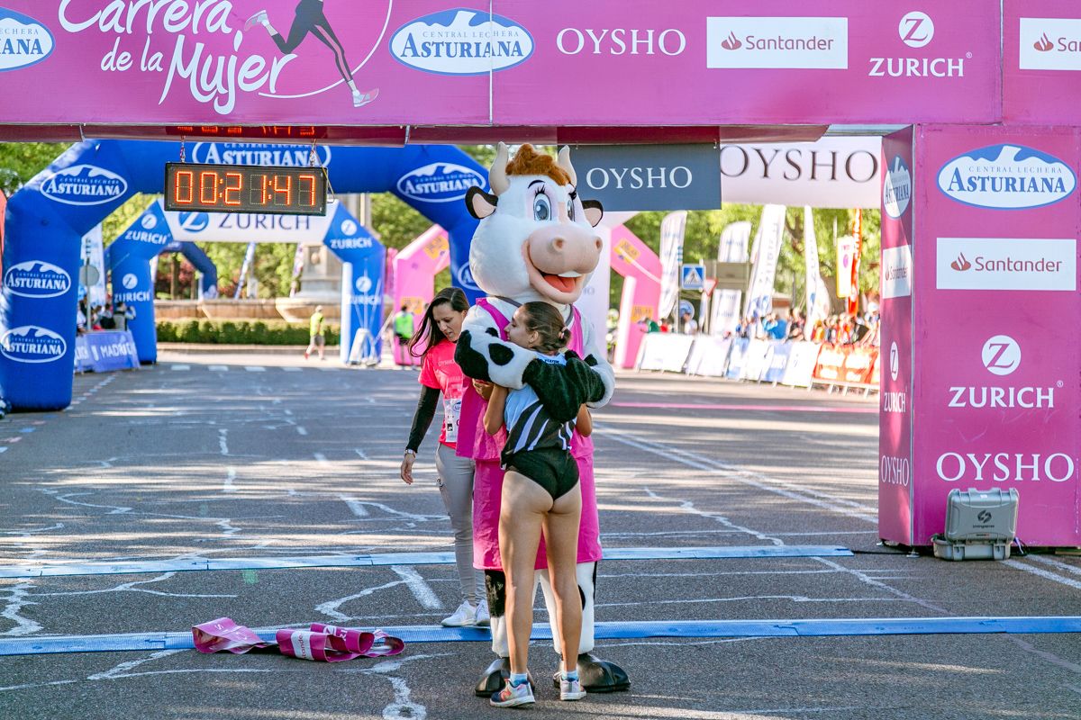 Carrera de la Mujer de Madrid - META, ARCO IZQUIERDO primera clasificada