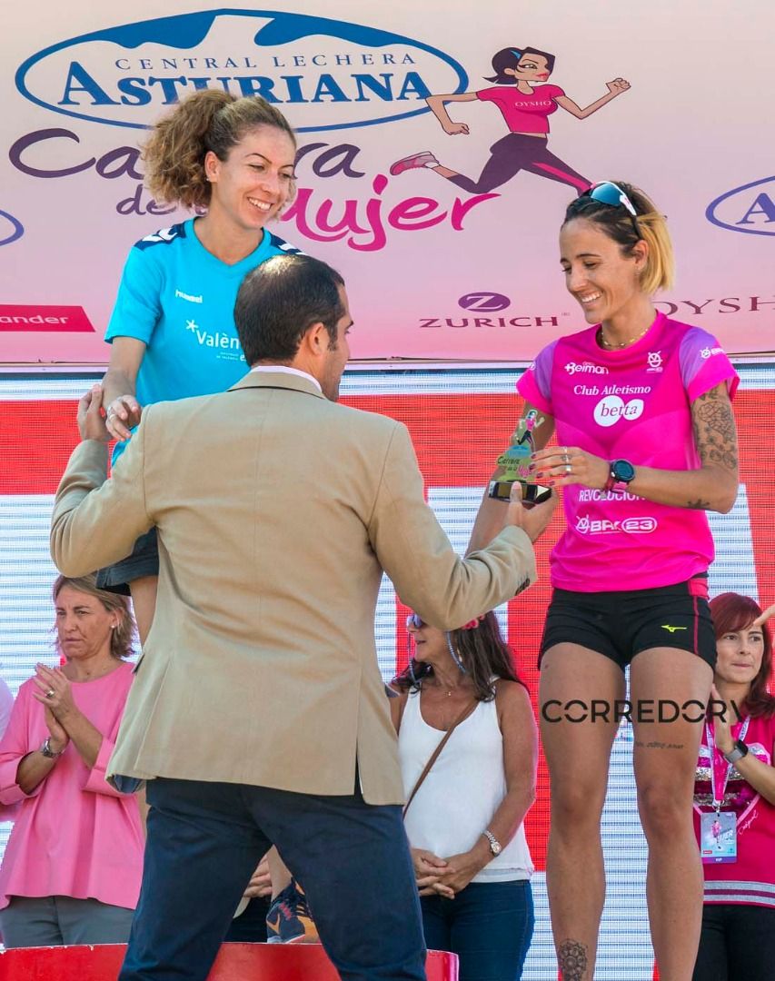 El podio de la Carrera de la Mujer de Sevilla 2019-2