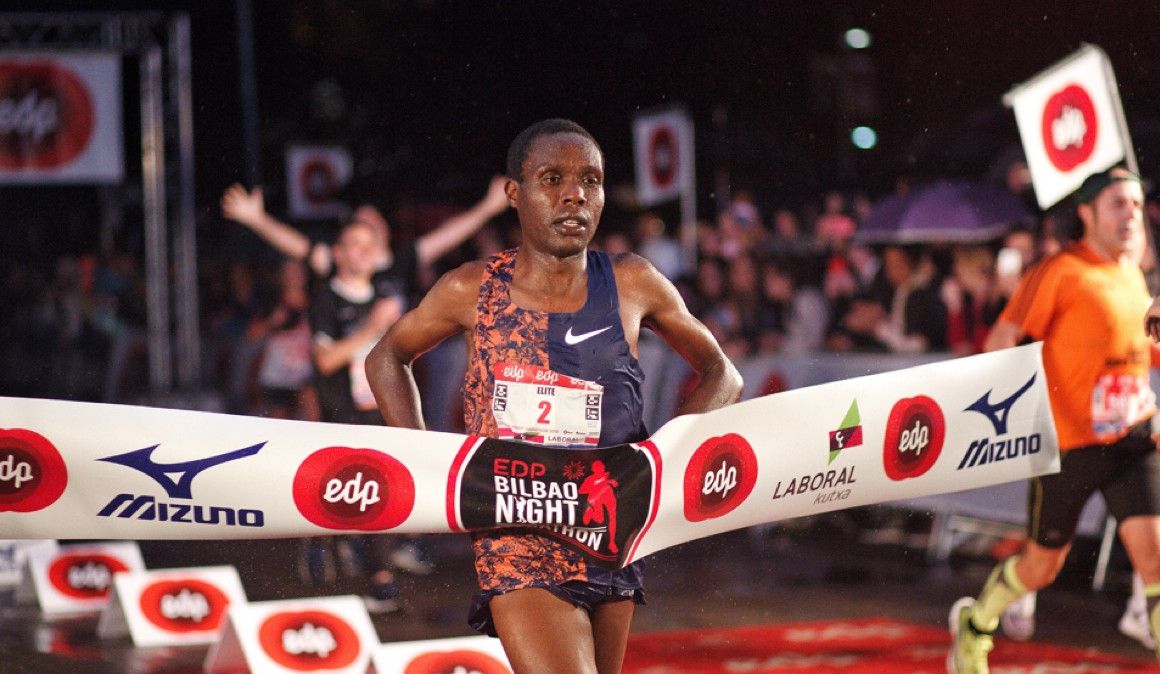 Amos Kiprotich Kiplangat, ganador del maratón masculino | Félix Sánchez