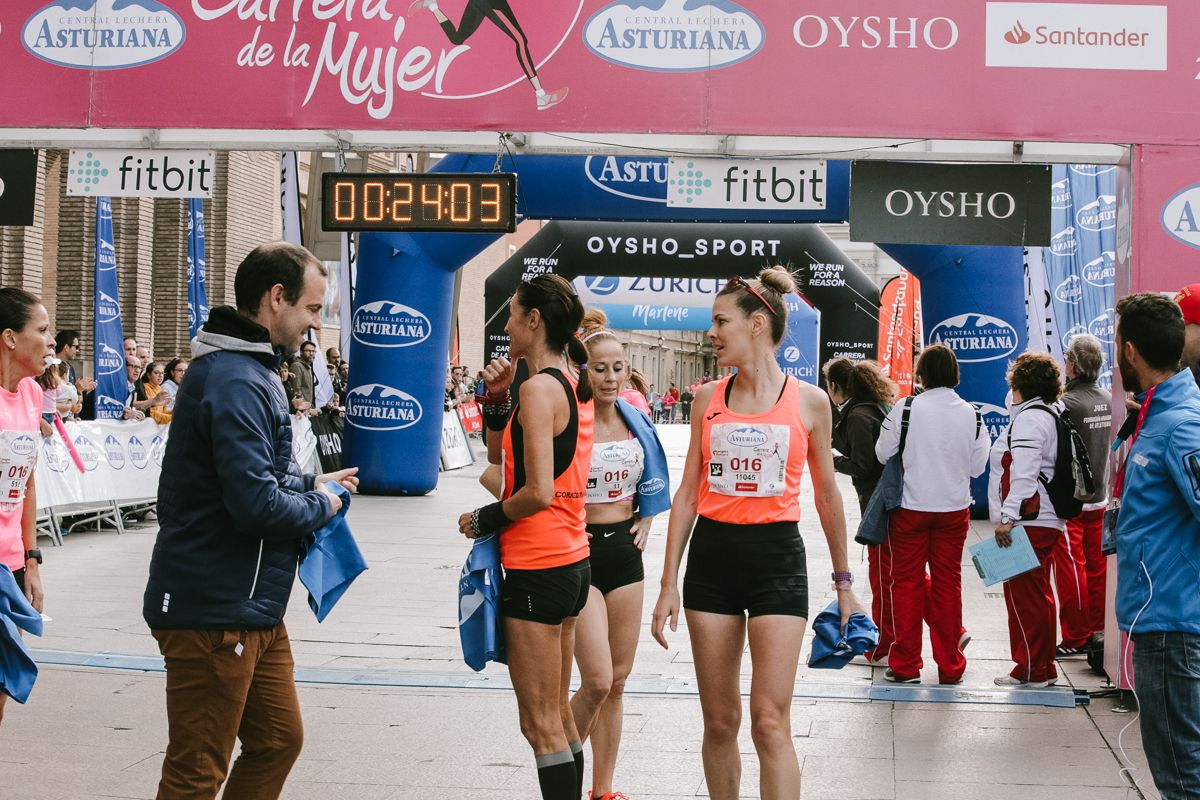 Llegada de la Carrera de la Mujer de Zaragoza (GALERÍA 1)