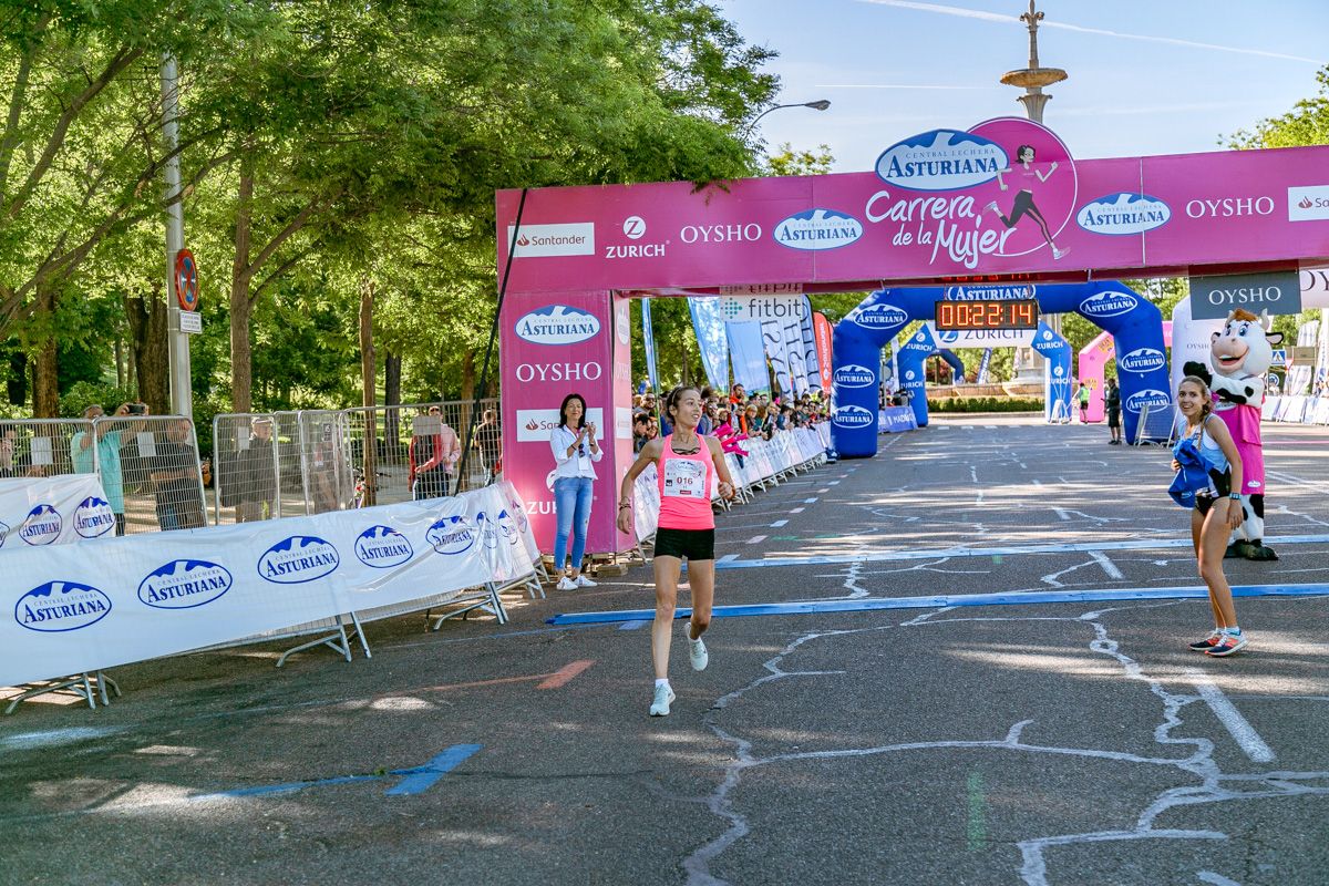 Carrera de la Mujer de Madrid - META, ARCO IZQUIERDO (de 22:01a 23:01)