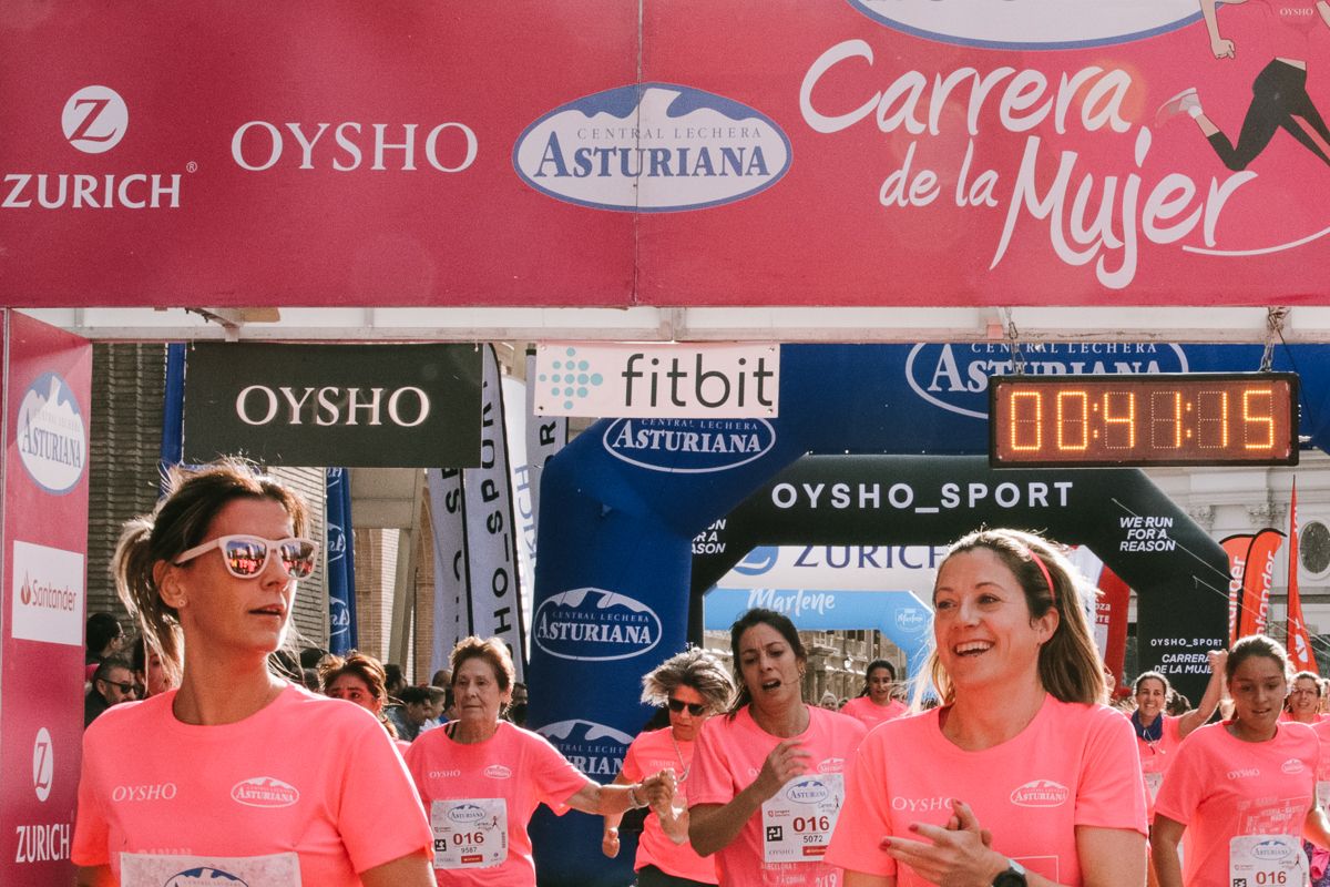 Llegada de la Carrera de la Mujer de Zaragoza (GALERÍA 4)