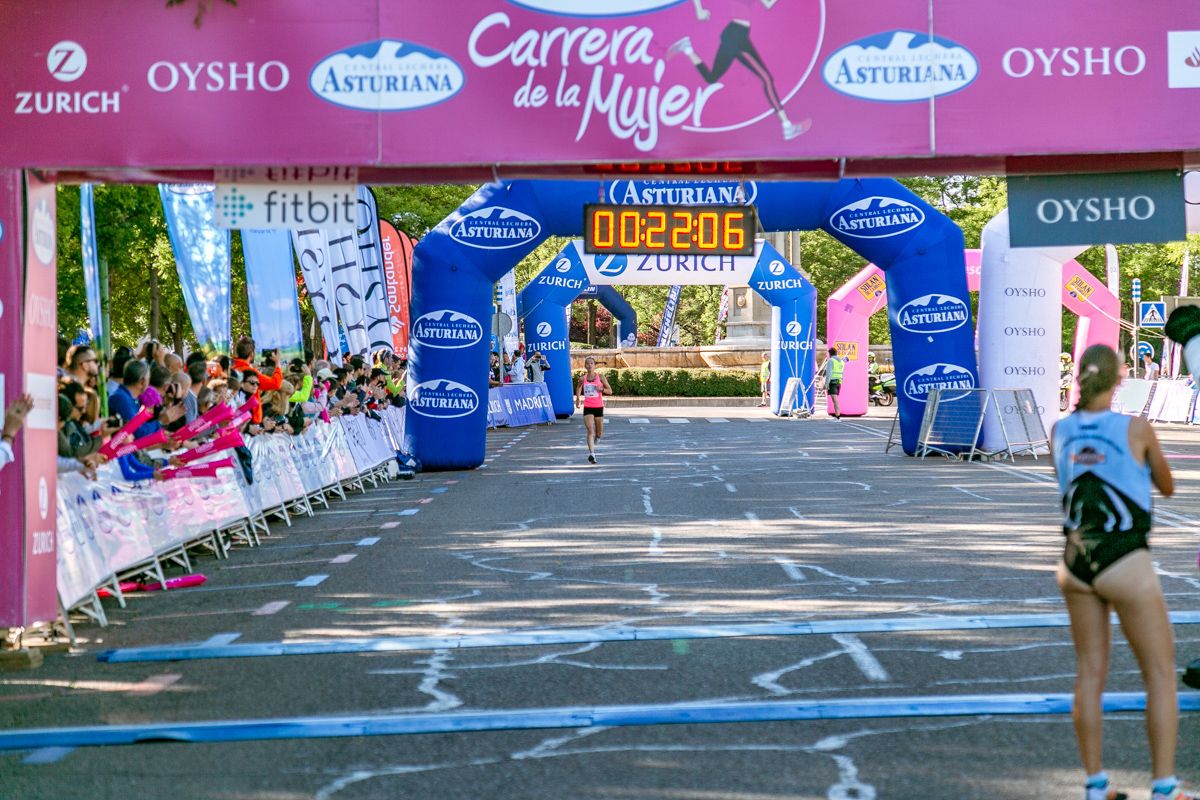 Carrera de la Mujer de Madrid - META, ARCO IZQUIERDO (de 22:01a 23:01)
