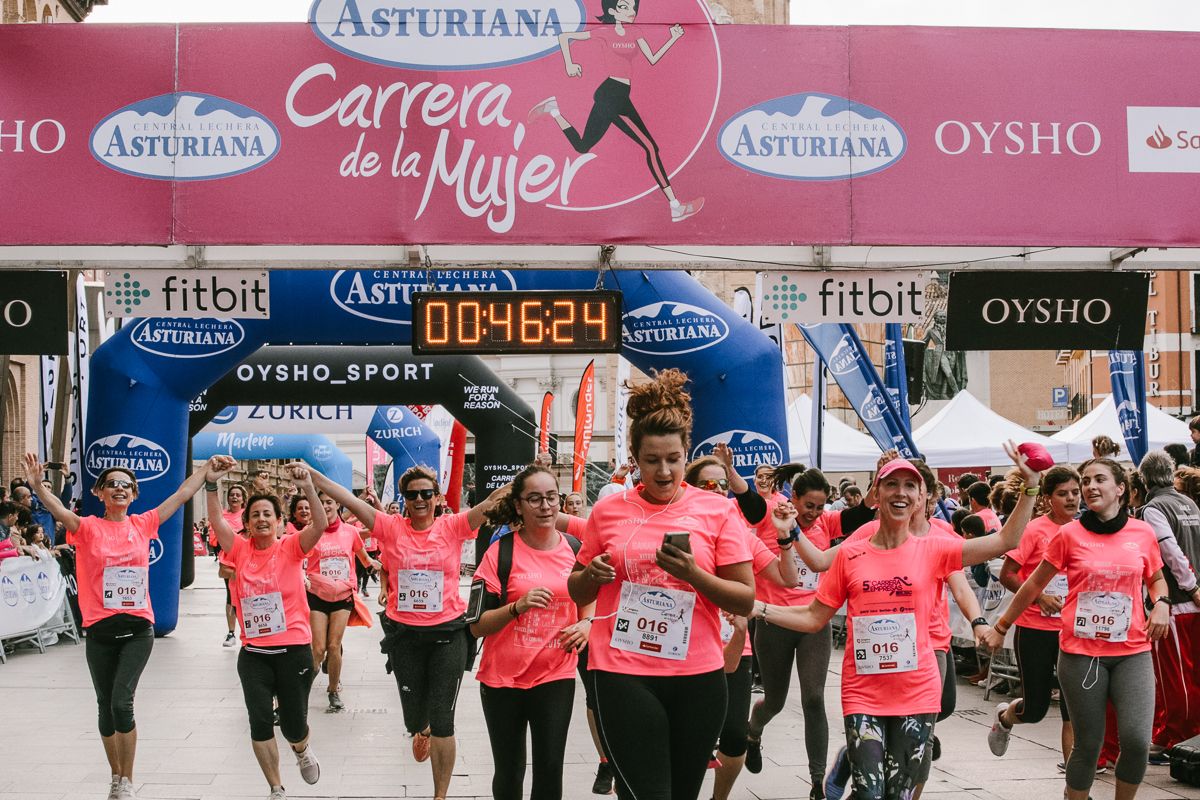 Llegada de la Carrera de la Mujer de Zaragoza (GALERÍA 6)