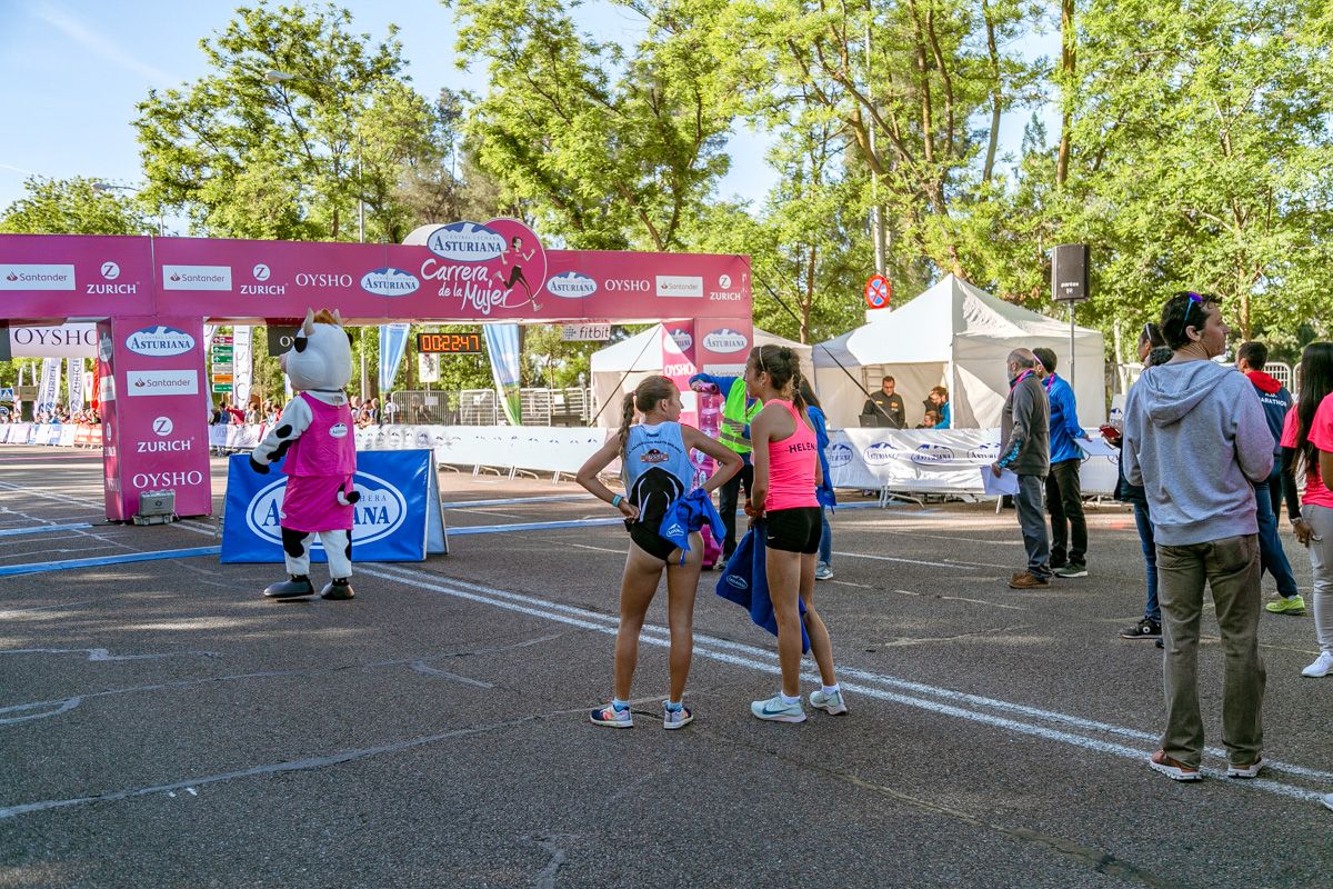 Carrera de la Mujer de Madrid - META, ARCO IZQUIERDO (de 22:01a 23:01)