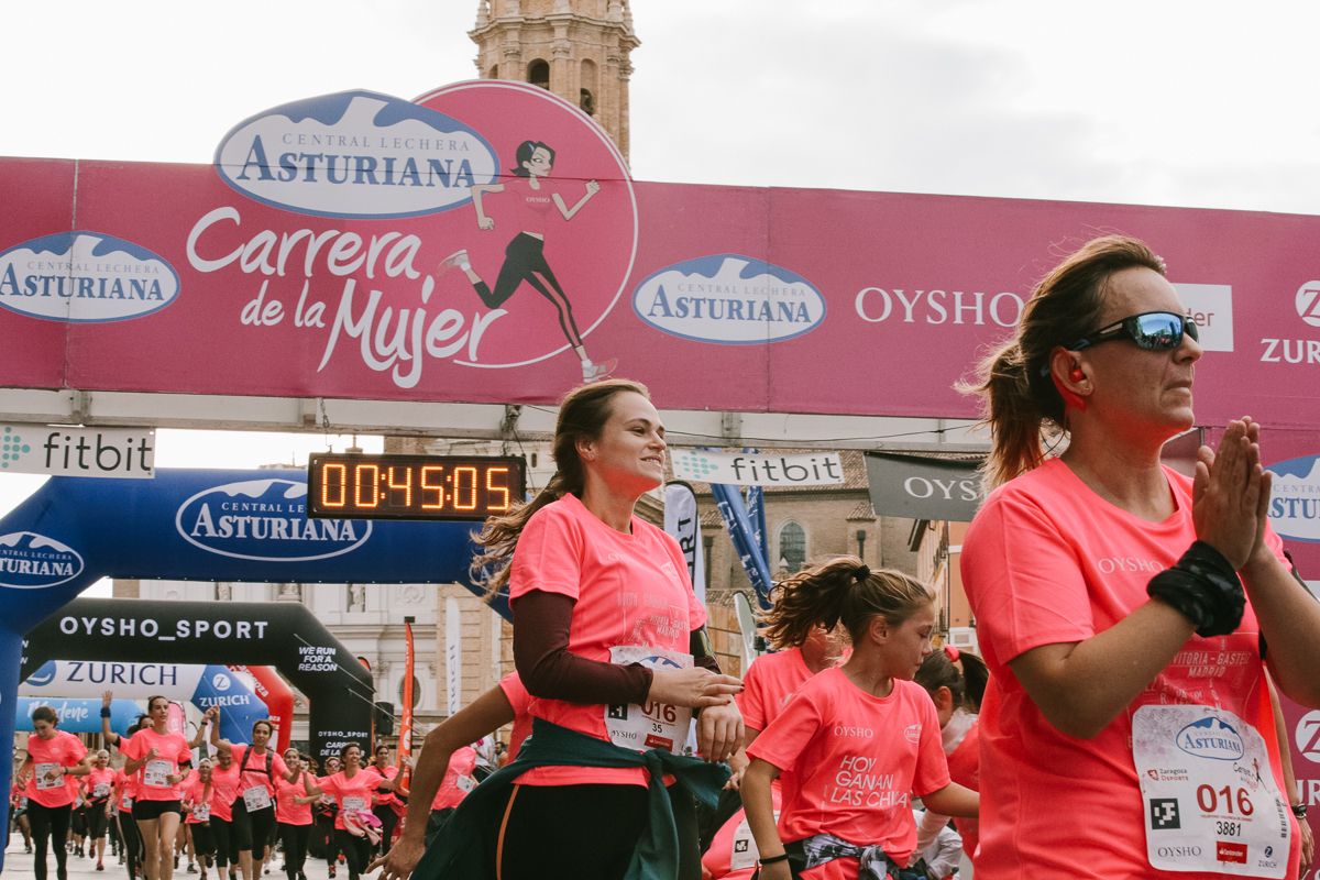 Llegada de la Carrera de la Mujer de Zaragoza (GALERÍA 5)