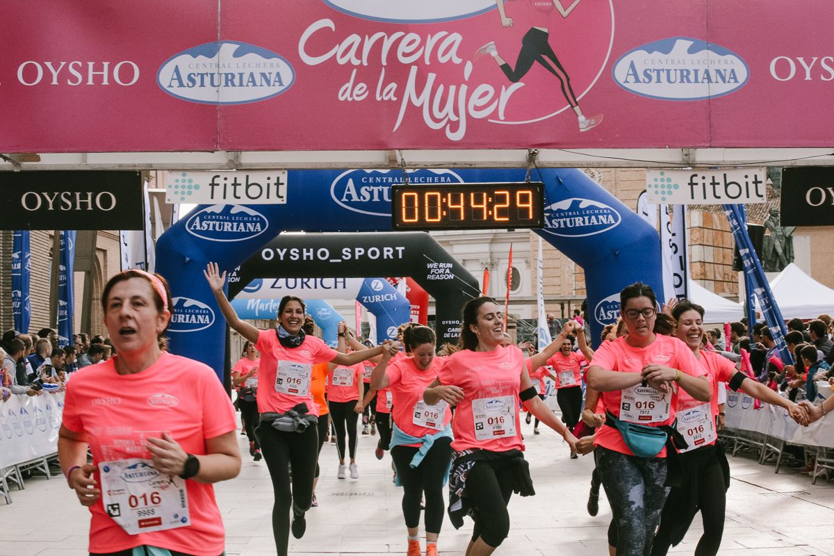 Llegada de la Carrera de la Mujer de Zaragoza (GALERÍA 5)