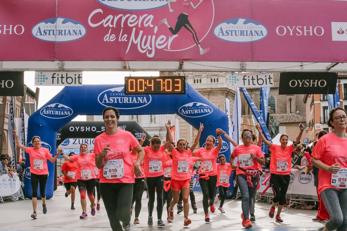 Llegada de la Carrera de la Mujer de Zaragoza (GALERÍA 6)
