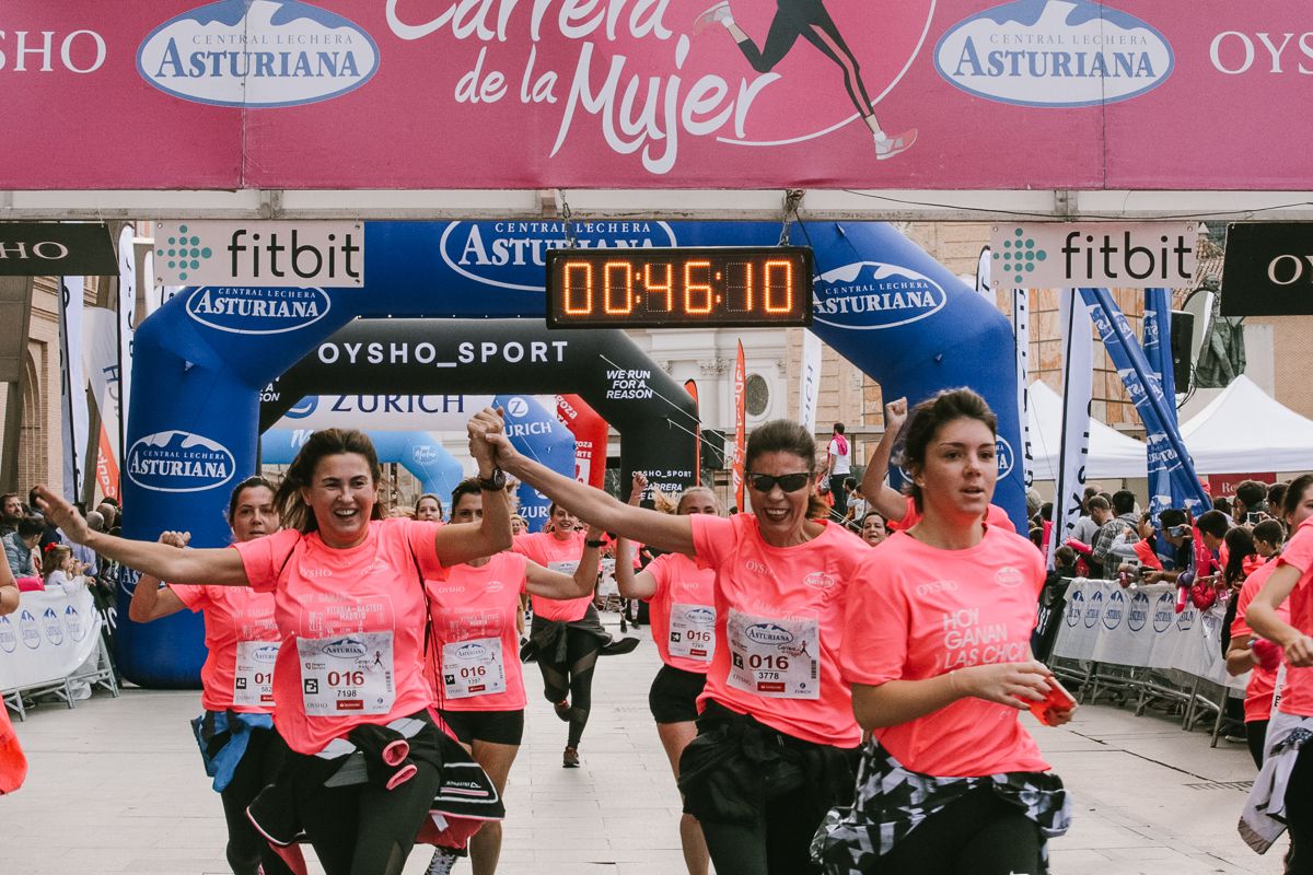 Llegada de la Carrera de la Mujer de Zaragoza (GALERÍA 6)