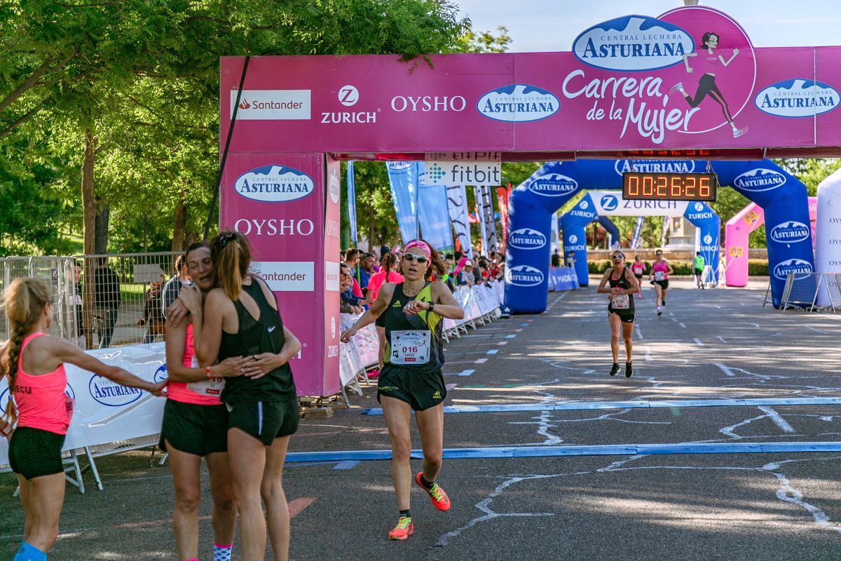 Carrera de la Mujer de Madrid - META, ARCO IZQUIERDO (de 26:03 a 27:19)