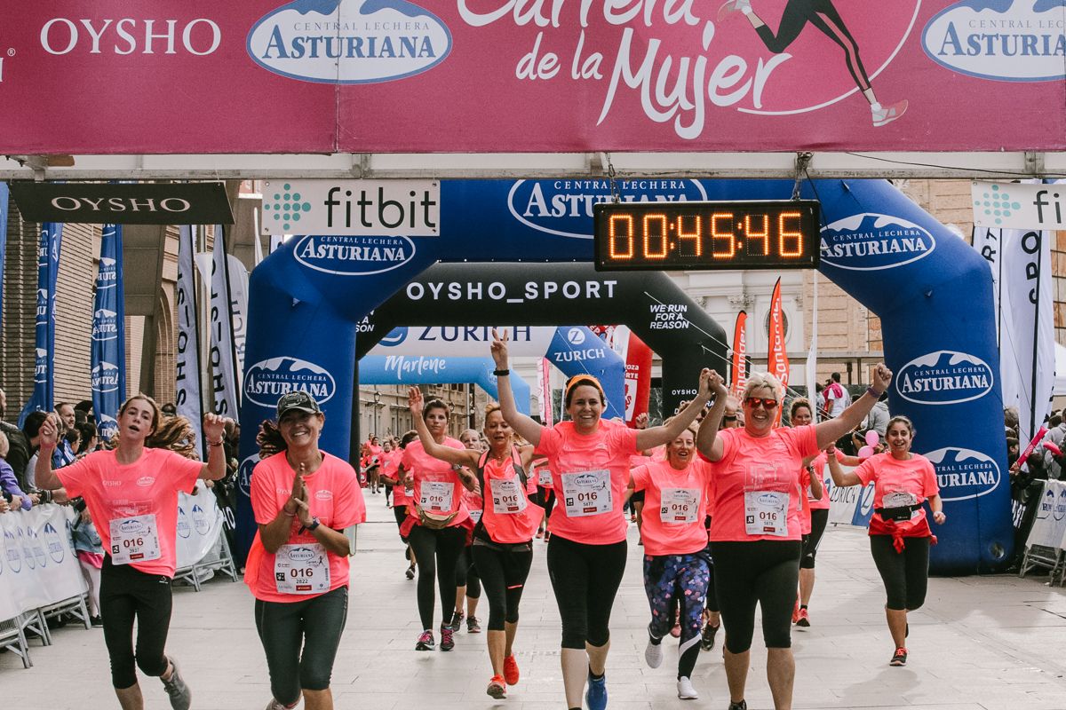 Llegada de la Carrera de la Mujer de Zaragoza (GALERÍA 6)